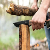 Bushcraft Knife with Ferro Rod – Black Oxide Coated, Walnut Handle & Leather Sheath – Dusk