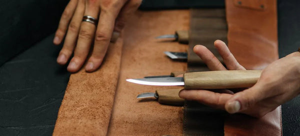 How to Carve with a Sloyd Knife?